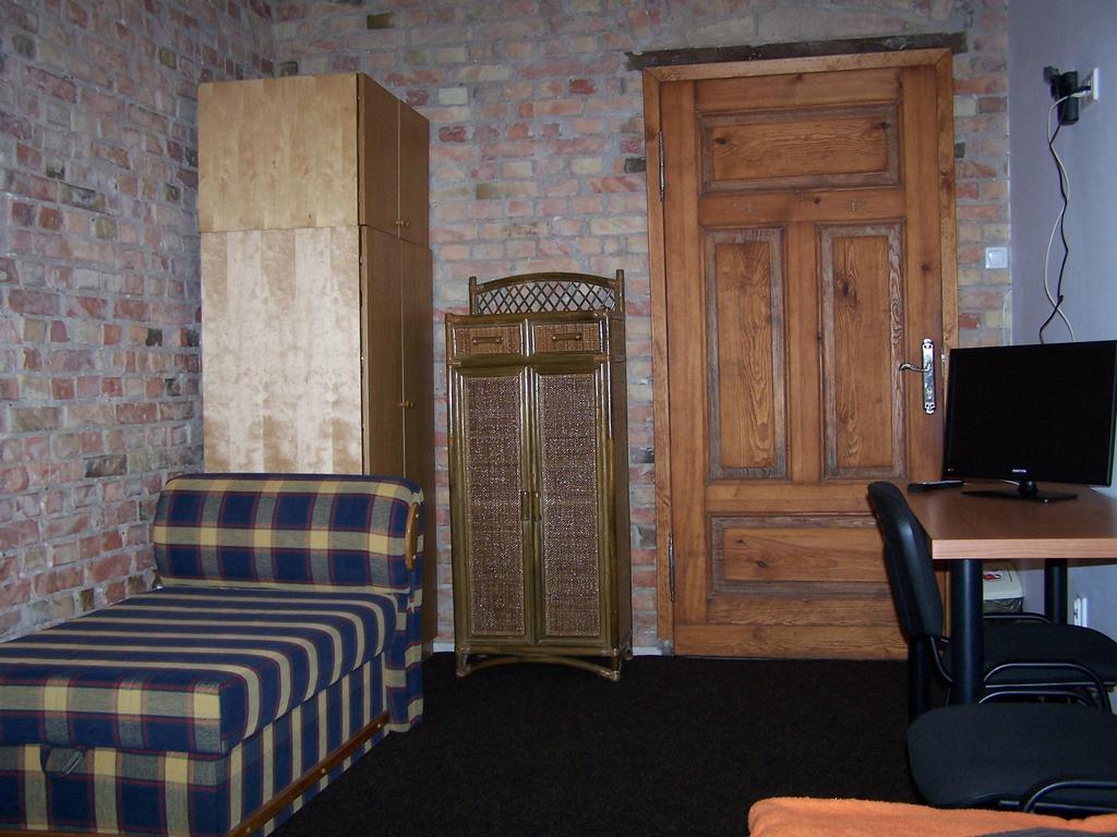 Film Hostel Poznań Esterno foto