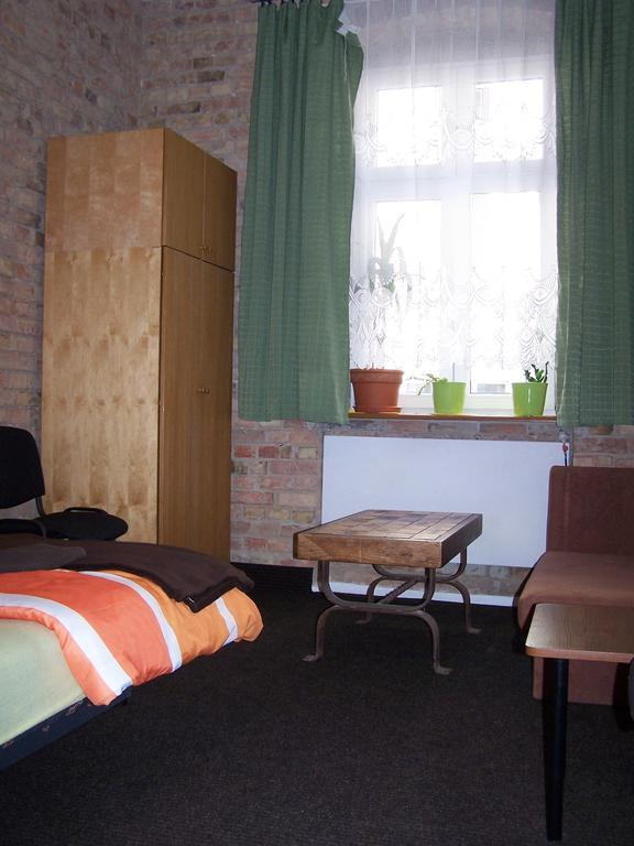 Film Hostel Poznań Esterno foto