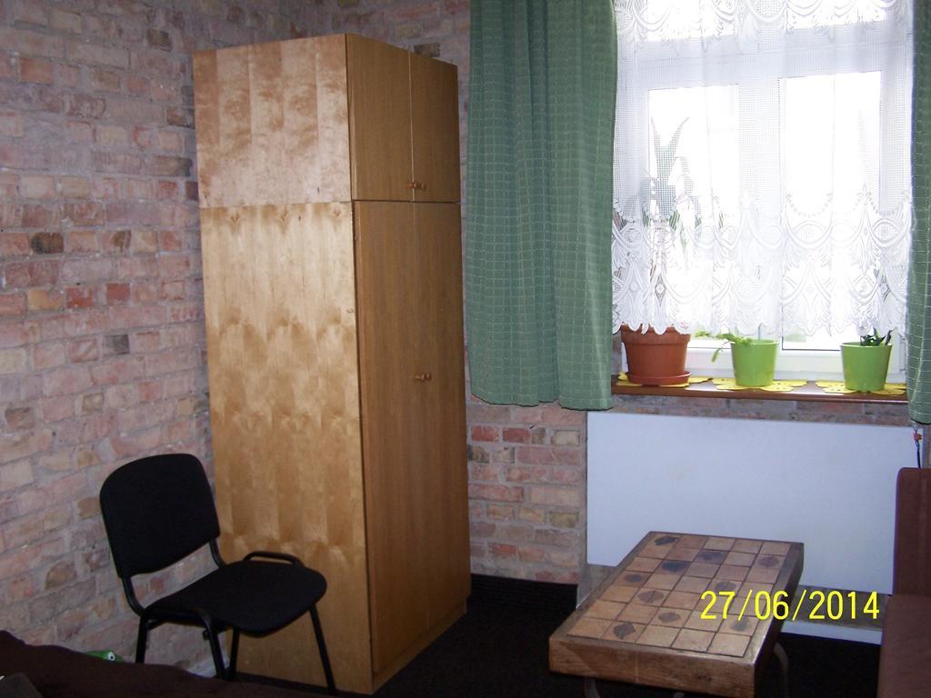 Film Hostel Poznań Esterno foto