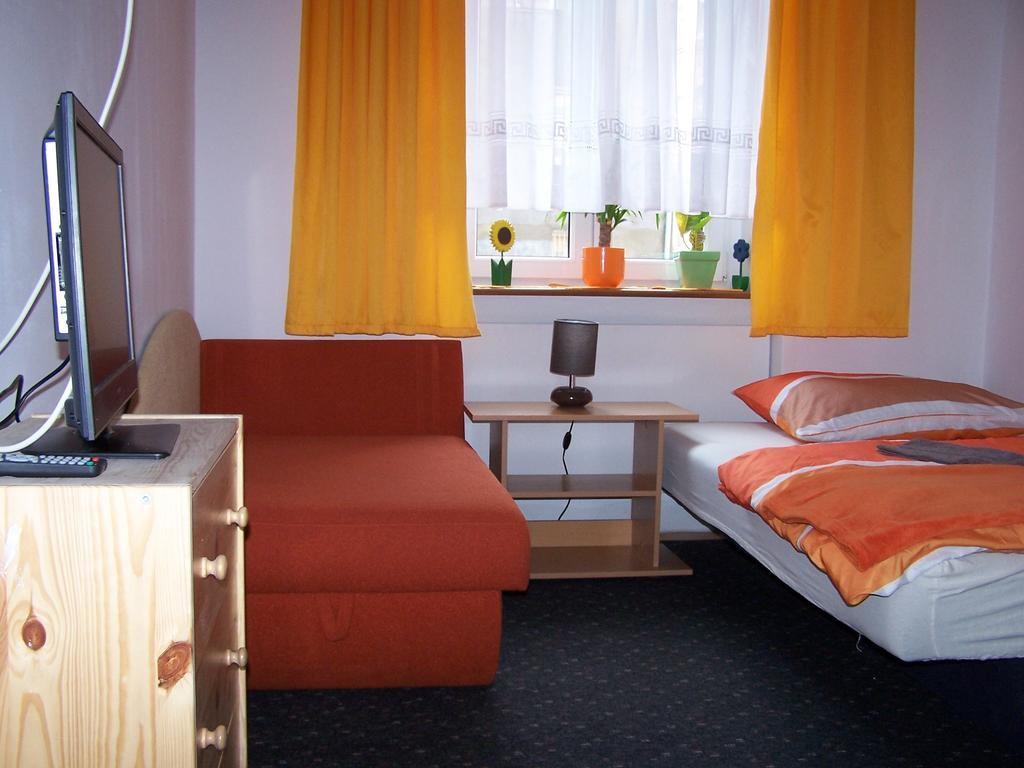 Film Hostel Poznań Esterno foto
