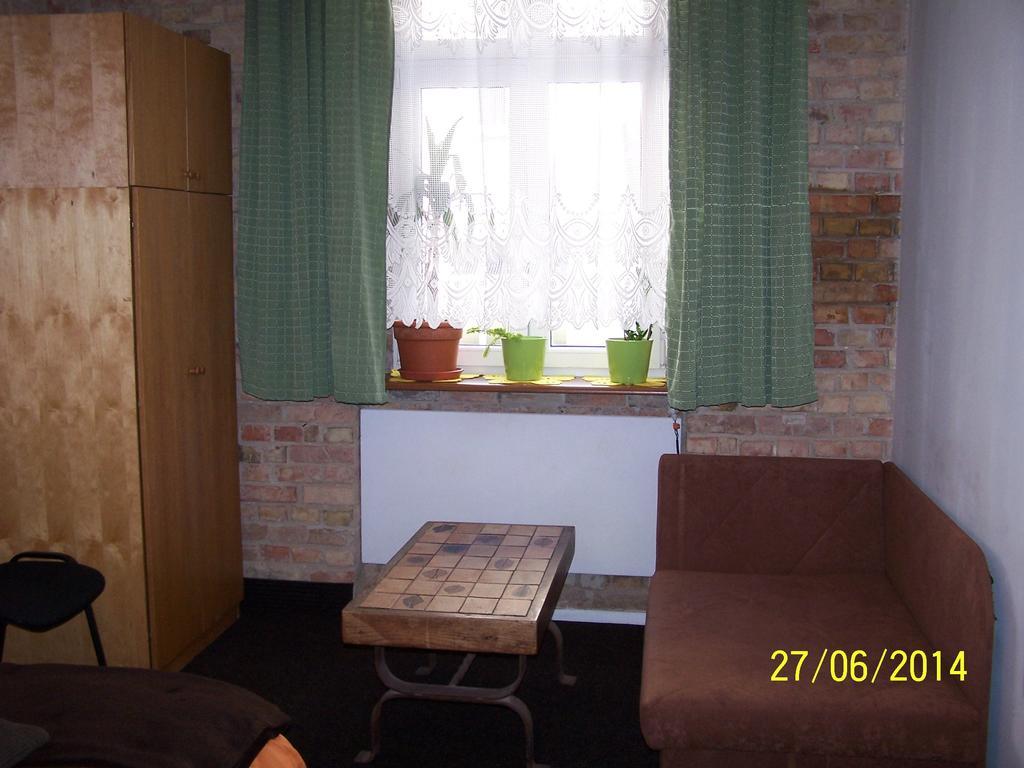 Film Hostel Poznań Esterno foto